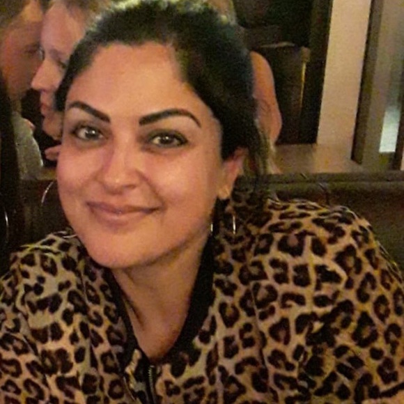 Meet your Posher, Monica - Picture 1 of 1